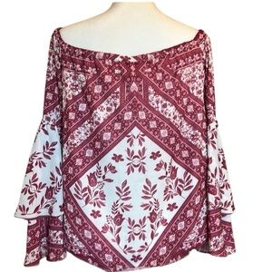 Devlin NWT off the shoulder maroon and white cropped top. Small